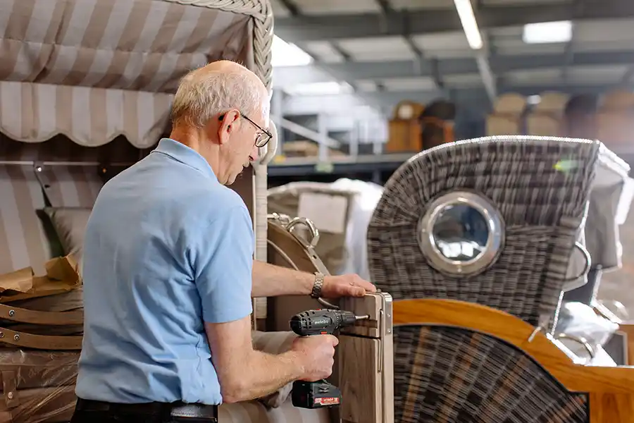 Endmontage Strandkorbprofis